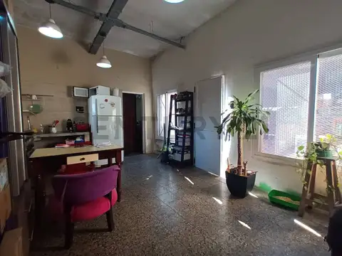 Aguapey 2900, Piso 0