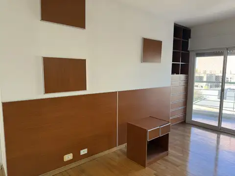 LUMINOSO 5 AMBIENTES EN EXCELENTE CONDICIONES