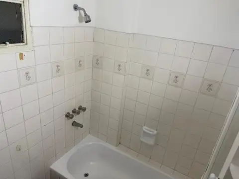 Departamento en Alquiler en Villa Pueyrredón, $ 600.000