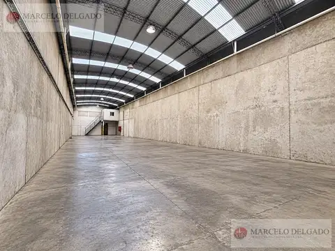 Galpon en Alquiler en Villa Dominico, $ 3.900.000