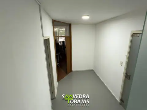 Oficina en Venta al Este