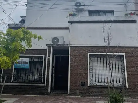 Depto Tipo Casa en Venta de 7 ambientes