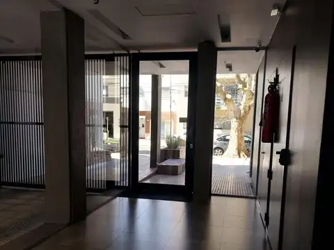 Departamento en Alquiler en Banfield, $ 650.000