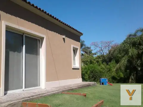 Casa en Venta en Villa Elisa, USD 210.000