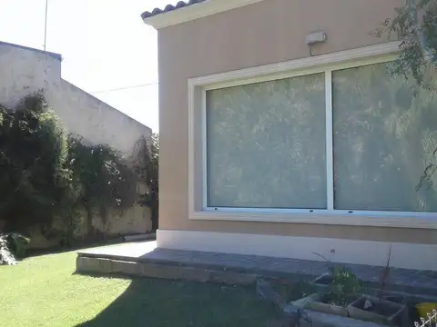 Casa en Venta con 4 cocheras