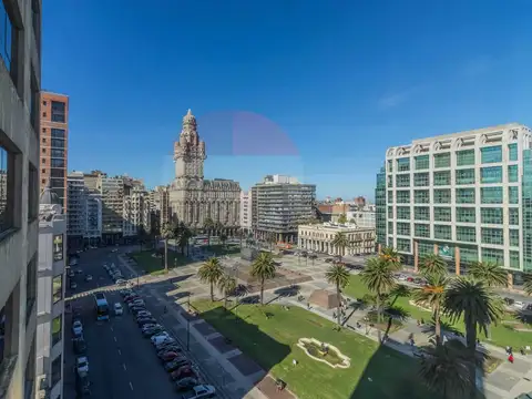 Plaza Independencia 700