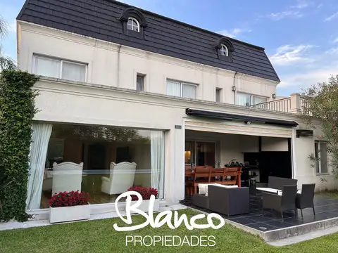 Casa  en Venta en Septiembre, Escobar, G.B.A. Zona Norte