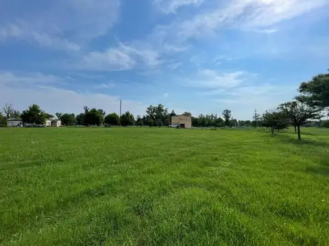 Venta Lote Central- Vista al Golf y Río Luján.