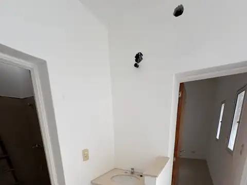 Depto Tipo Casa en Venta en Cinco Esquinas, USD 45.000