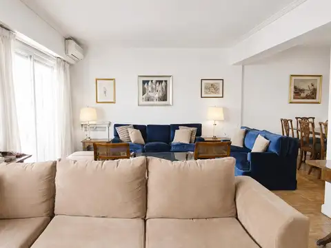 Venta Departamento 4 ambientes + dependencia y cochera en Retiro