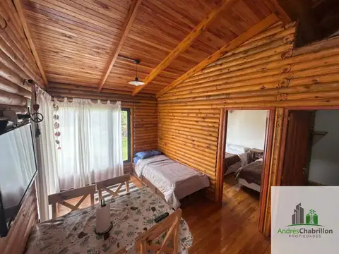 Casa 4 ambientes con 2 baños