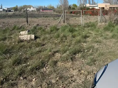 VENTA DE TERRENO EN CALLE SIMONE DE PLOTTIER