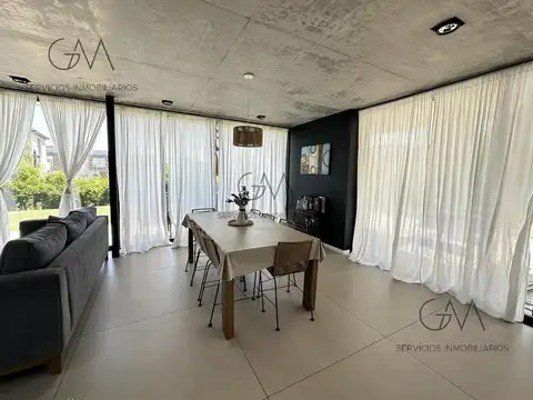 Casa 3 ambientes con 3 baños