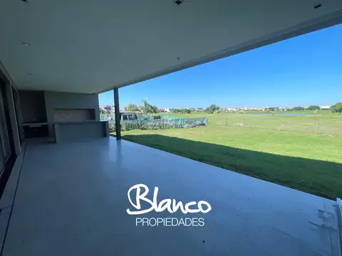 El Cantón - Golf 300