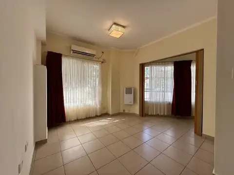 Gabriela Mistral 2808 , Piso 0