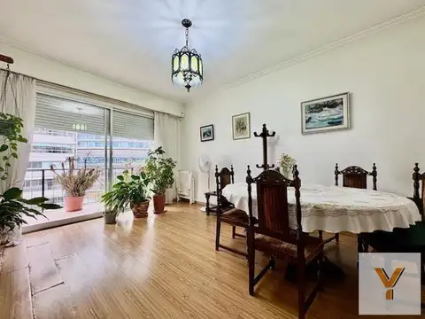 Departamento en venta - 2 Dormitorios 3 Baños - Vicente López