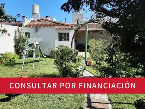 Casa sobre lote de 8.66 x 40mts