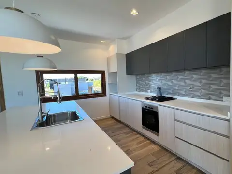 VENTA CASA COSTA ESMERALDA ECUESTRE 6 AMBIENTES