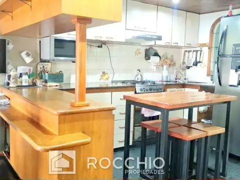 Depto Tipo Casa en Venta al Este