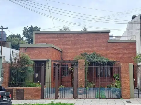 Casa PH 3 Amb Almte. Brown 1069 Quilmes Este