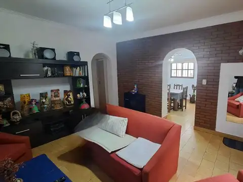 Depto Tipo Casa en Venta en Quilmes, USD 87.000