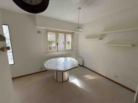 Depto Tipo Casa en Alquiler de 2 ambientes