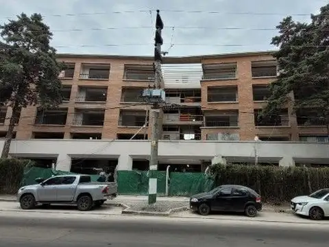 Jose Leon Suarez 1800