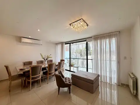 Departamento de 3 ambientes en venta con cochera en Haedo Chico