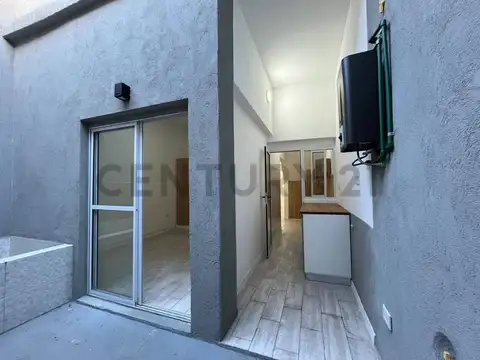 Depto Tipo Casa en Venta en Lanús Este, USD 59.000