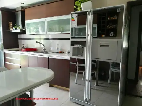 Casa en Venta al Este