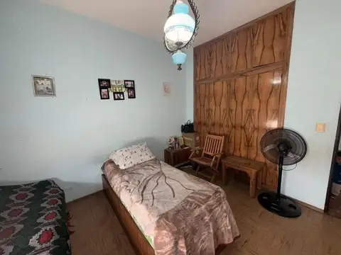 VENTA DE CASA CON LOCAL EN LOMAS DEL MIRADOR