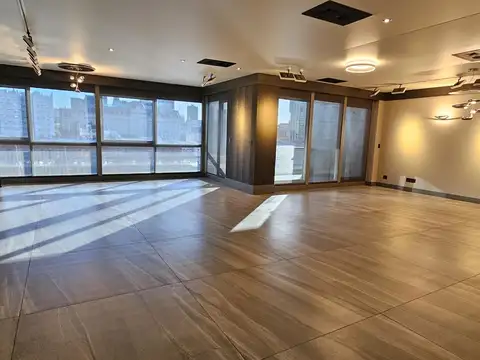 Departamento en Venta de 4 dormitorios