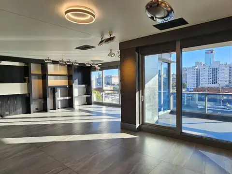 Venta Departamento 5 ambientes 340.13 m2 dependencia en Madero Center Puerto Madero