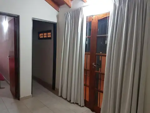 VENTA CASA EN VILLA DEL LAGO - VILLA CARLOS PAZ - CORDOBA