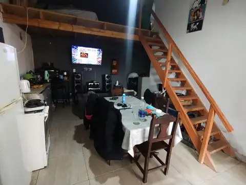 Casa 3 ambientes con 1 baño