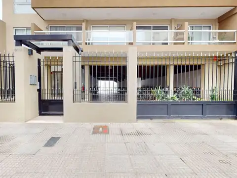 COCHERA en VENTA VILLA SANTA RITA DESCUBIERTA