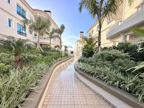 Departamento en Venta en Alberdi, USD 225.000
