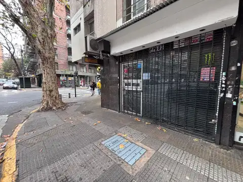 LOCAL PB Y SUBSUELO - EXCELENTE UBICACION - VACIO
