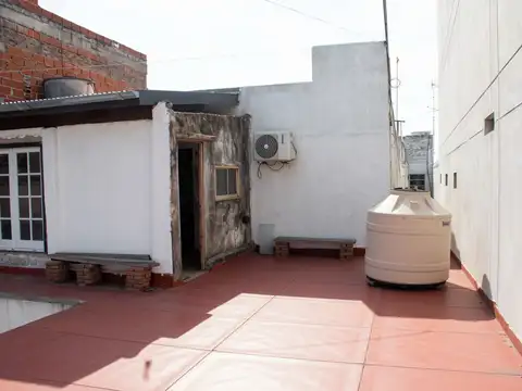 Depto Tipo Casa en Venta 46 años