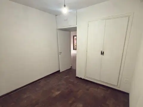 Depto Tipo Casa en Venta en Olivos, USD 115.000