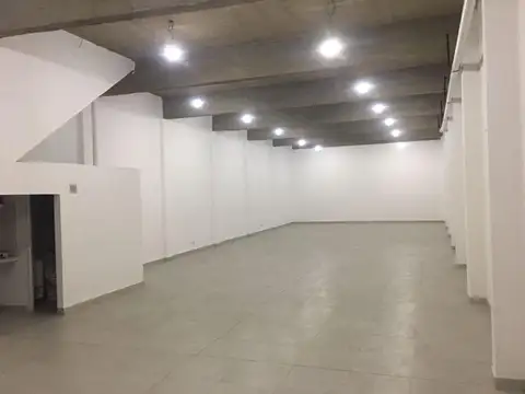 Local en Alquiler en Caseros, USD 2.500