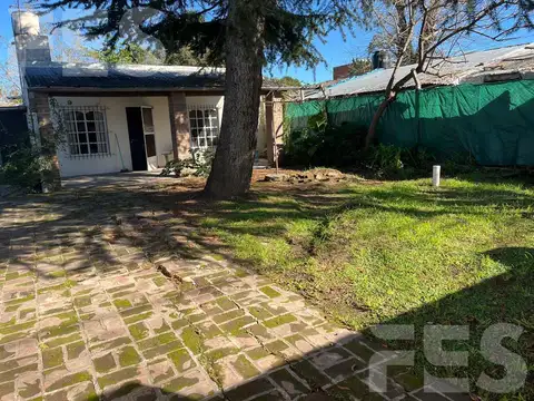 Casa 2 ambientes con 1 baño