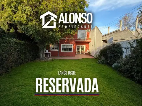 CHALET EN VENTA – LANÚS OESTE | 5 AMBIENTES, COCHERA Y FONDO