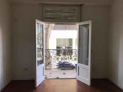 Depto Tipo Casa en Venta en Palermo, USD 135.000