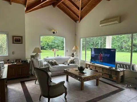 Casa en Alquiler en Golfers, USD 1.800