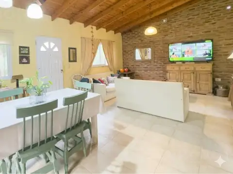 Casa en Venta en Exaltacion De La Cruz, USD 128.000