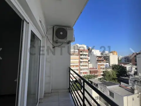 ALQUILER DEPARTAMENTO MONOAMBIENTE BALCON MUY LUMINOSO. AV. DIRECTORIO 1214 8 "C