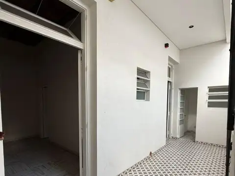 Depto Tipo Casa en Alquiler de 2 ambientes