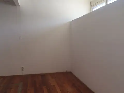 VENTA DE GALPON EN  DE LUJAN DE CUYO MZA