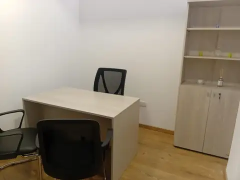 Oficina 3 ambientes con 1 baño